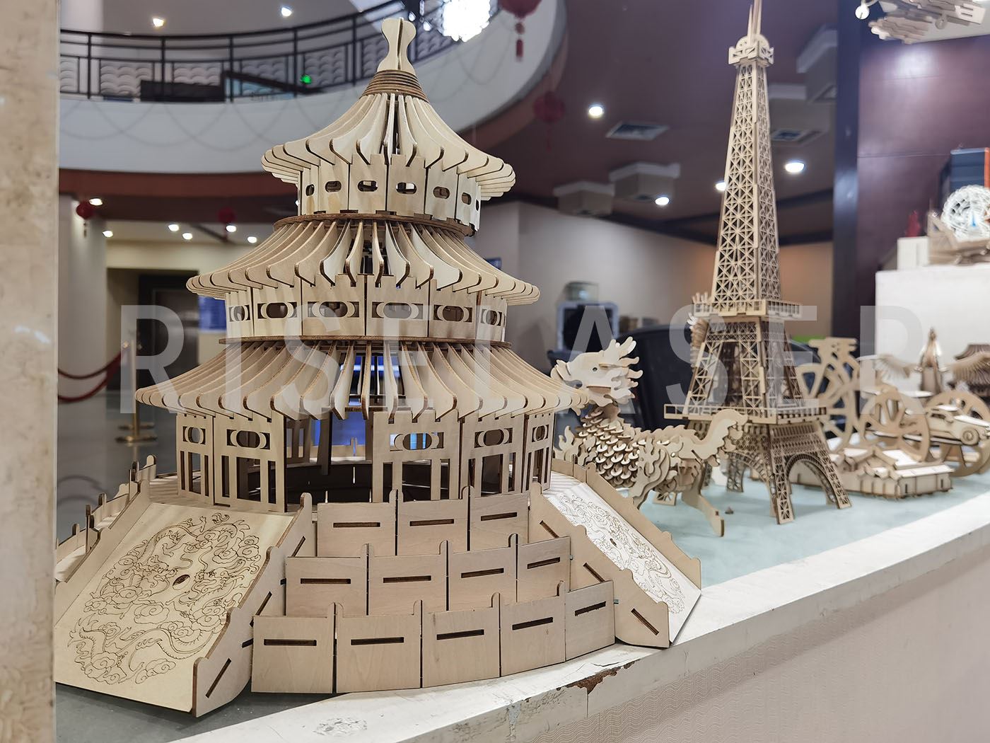Artwork by CO2 laser cutting engraving machine Artwork by CO2 laser cutting engraving machine